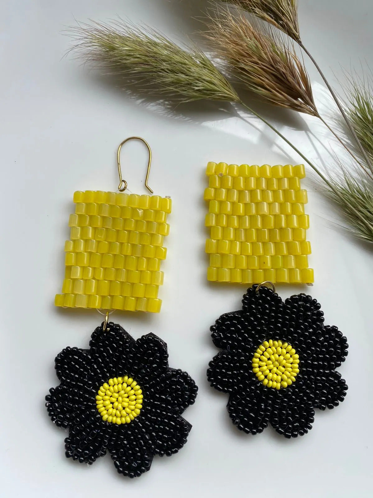 Tadok lily Earrings